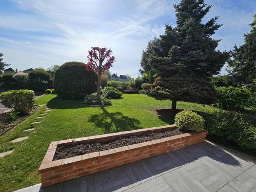 Maison à vendre 249 000 € 4 pièces 2 chambres 90 m² 650 m² de terrain Grand Bourgtheroulde 27520