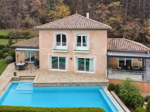 Villa à vendre 690 000 € 8 pièces 3 chambres 198,3 m² 1 150 m² de terrain Domène 38420