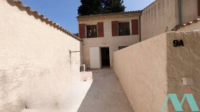 Appartement à louer 900 € 3 pièces 2 chambres 62 m² RDC/1 Signes 83870