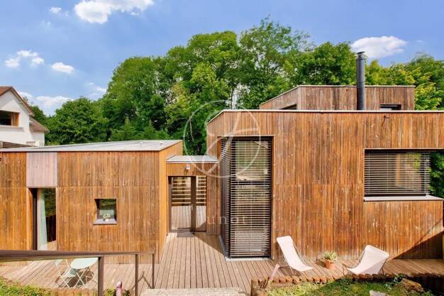 Maison à vendre 1 050 000 € 8 pièces 6 chambres 181,1 m² 1 695 m² de terrain Le Port-Marly 78560