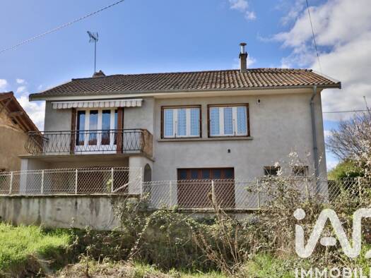 Maison à vendre 135 000 € 6 pièces 4 chambres 115 m² 1 712 m² de terrain Romenay 71470