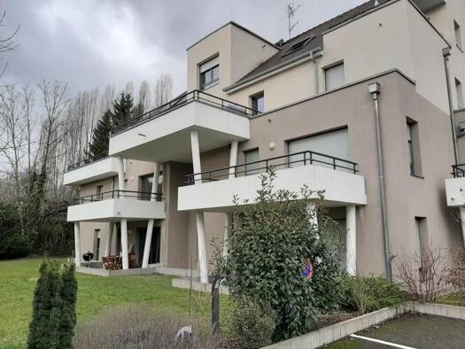 Appartement à louer 950 € 3 pièces 2 chambres 64,2 m² 1er étage Hégenheim 68220