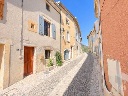 Maison à vendre 169 000 € 4 pièces 3 chambres 130 m² Rochemaure 07400