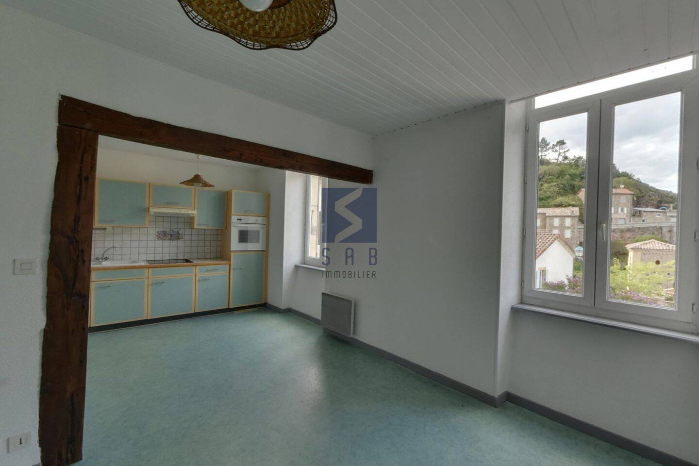 Maison à vendre, 64m², SAINT SAUVEUR DE MONTAGUT