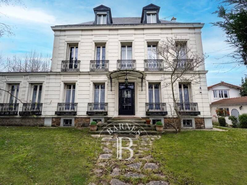 Maison à vendre, 364m², SAINT MAUR DES FOSSES