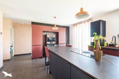 Maison de plain-pied à vendre 254 880 € 5 pièces 3 chambres 95 m² 800 m² de terrain Plufur 22310