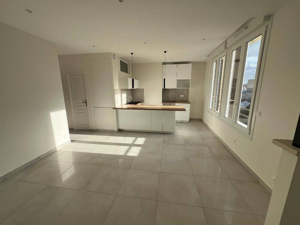 Maison à louer, 53m², SAINT MAUR DES FOSSES
