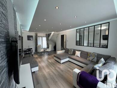 Maison à vendre 309 000 € 5 pièces 4 chambres 95 m² 227 m² de terrain Sud Vert-Saint-Denis 77240