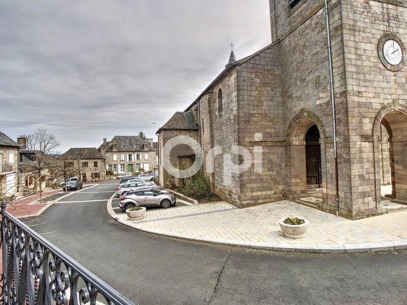 Maison à louer, 81m², SAINTE FEREOLE