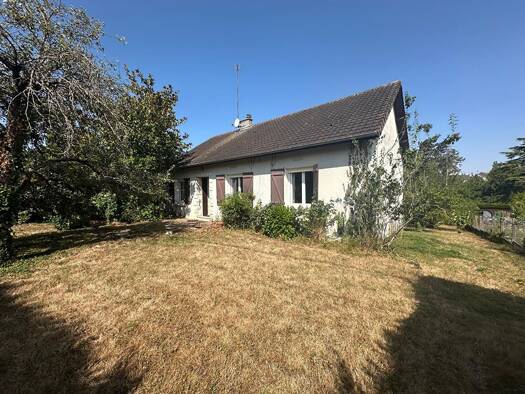 Maison de plain-pied à vendre 170 000 € 4 pièces 3 chambres 82,5 m² 909 m² de terrain Interquartiers Blois 41000