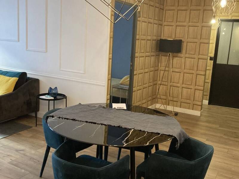 Maison à louer, 77m², PARIS 17E