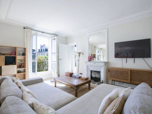 Appartement à louer 8 000 € 2 chambres 128,13 m² Étage 3/6 Invalides Paris 7ème arrondissement 75007