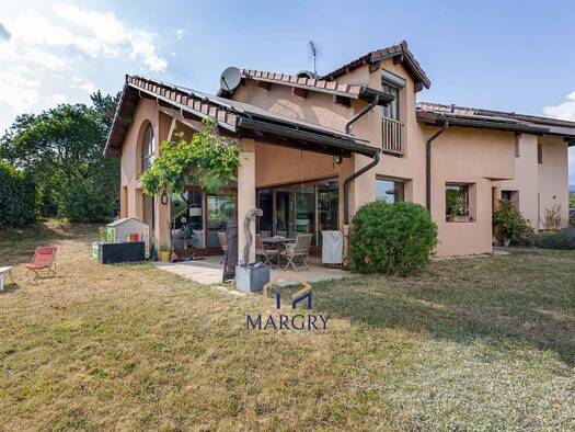 Maison à vendre 1 125 000 € 7 pièces 5 chambres 186,32 m² 1 013 m² de terrain Grilly 01220
