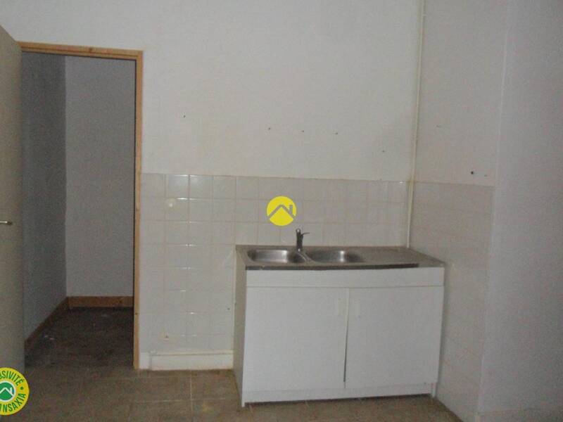 Maison à vendre, 110m², AINAY LE CHATEAU