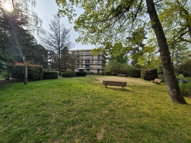 Appartement à vendre 225 000 € 3 pièces 2 chambres 62,6 m² Étage 3/3 Les bords de l'Yerres Brunoy 91800