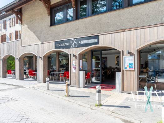 Restaurant à vendre Fonds de commerce 400 000 € 149 m² d'espace de restauration Brides-les-Bains 73570