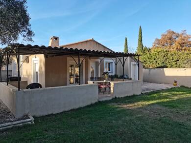 Maison de plain-pied à vendre 310 000 € 5 pièces 4 chambres 105 m² 1 020 m² de terrain Rochefort-du-Gard 30650