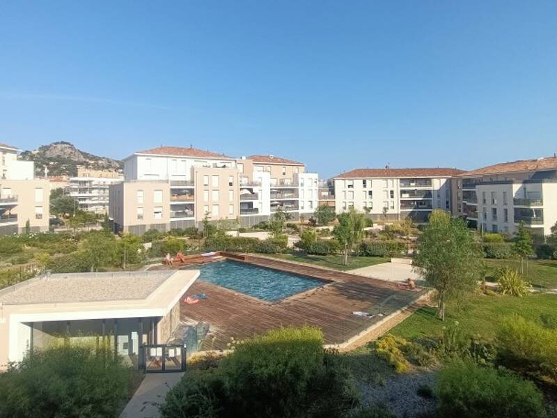 Maison à louer, 67m², HYERES