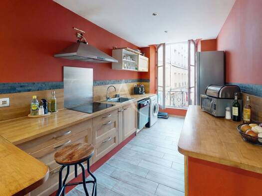 Appartement à vendre 234 900 € 4 pièces 3 chambres 83 m² RDC Trois Quartiers-Centre Ville Poitiers 86000