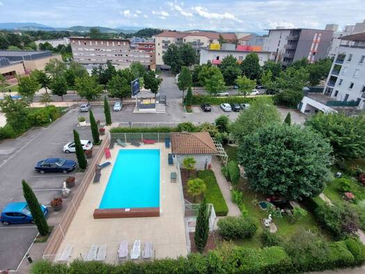 Appartement à vendre 210 000 € 4 pièces 3 chambres 86 m² Étage 5/5 Saint Hubert L Isle d Abeau 38080