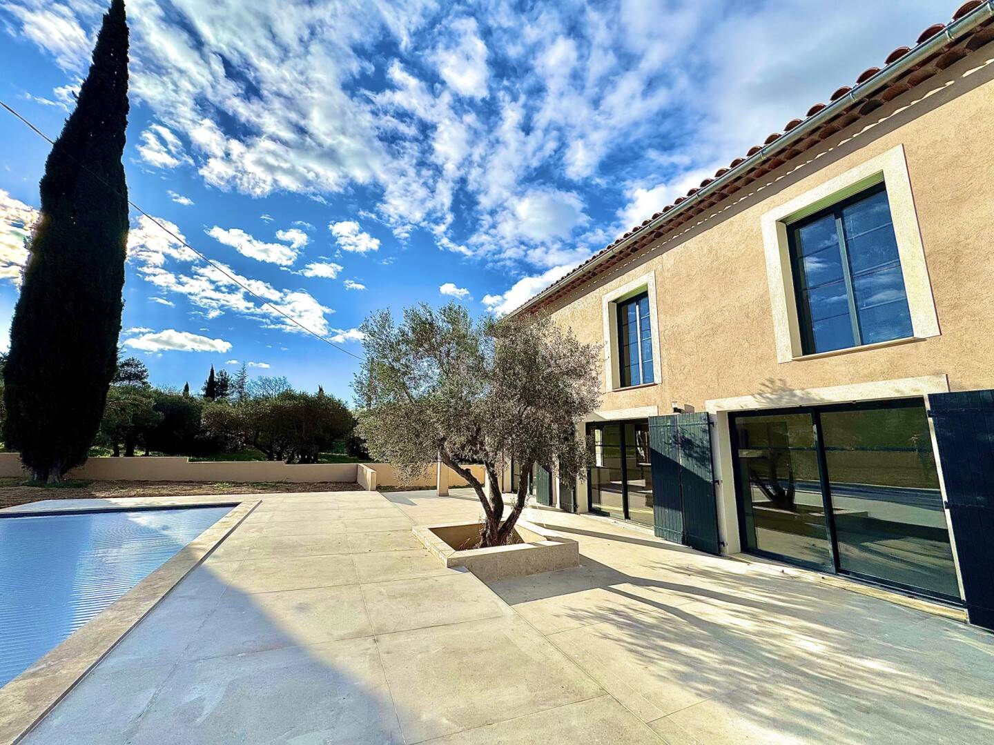 Maison à vendre, 215m², FONTVIEILLE
