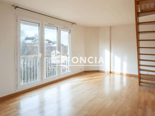 Duplex à vendre 152 000 € 2 pièces 1 chambre 47 m² Étage 4/4 Bois Nogent Agiot Maurepas 78310