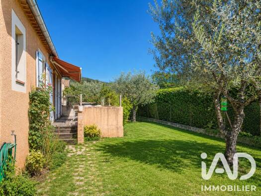 Maison de plain-pied à vendre 305 000 € 5 pièces 3 chambres 101 m² 574 m² de terrain Centre Nyons 26110