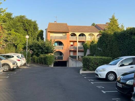 Appartement à louer 600 € 3 pièces 3 chambres 51 m² Ancien Hôpital Béziers 34500
