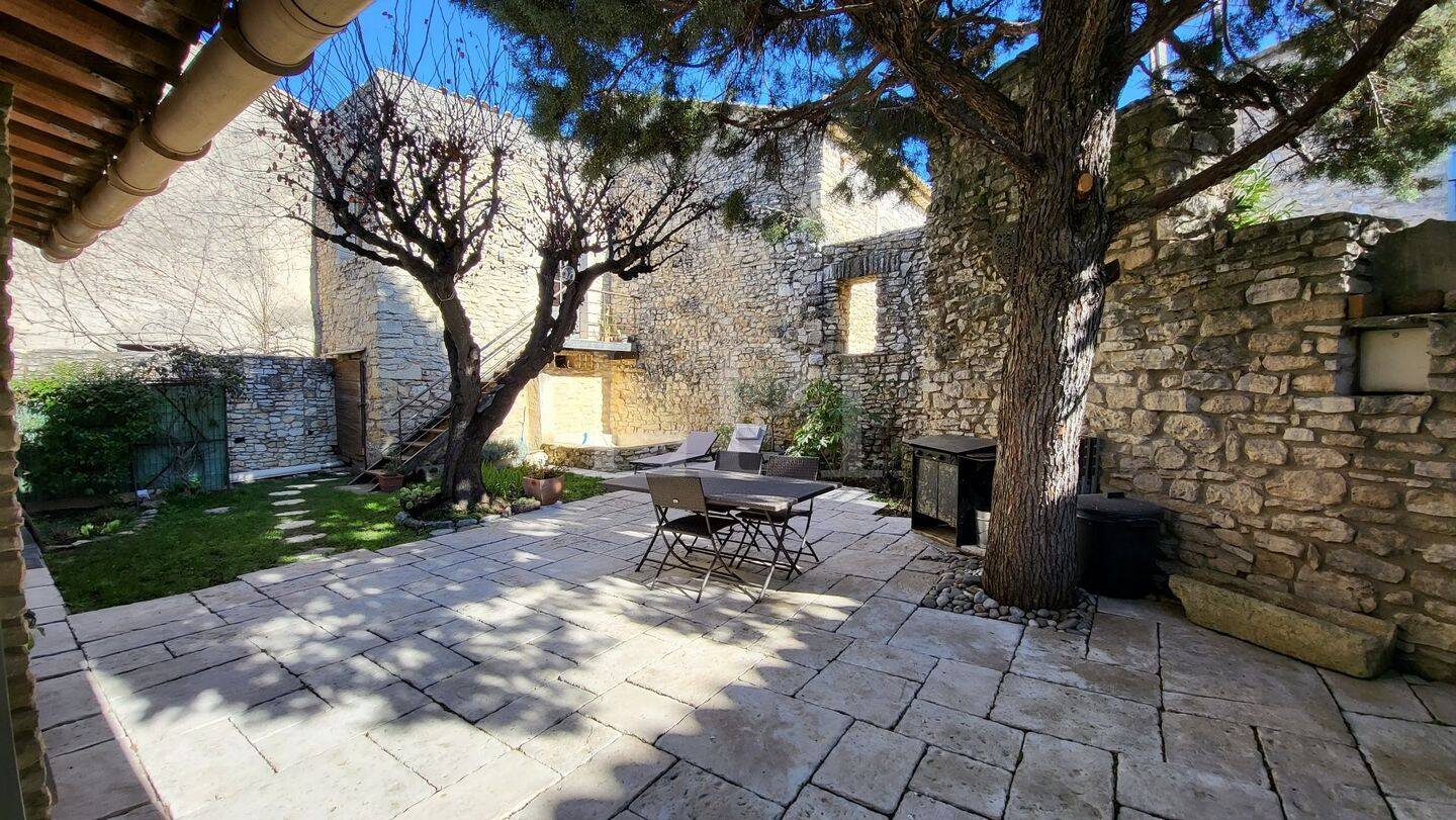 Maison à vendre, 133m², GORDES