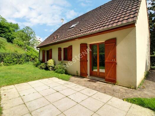 Maison à vendre 284 900 € 6 pièces 4 chambres 117 m² 1 358 m² de terrain Épernon 28230