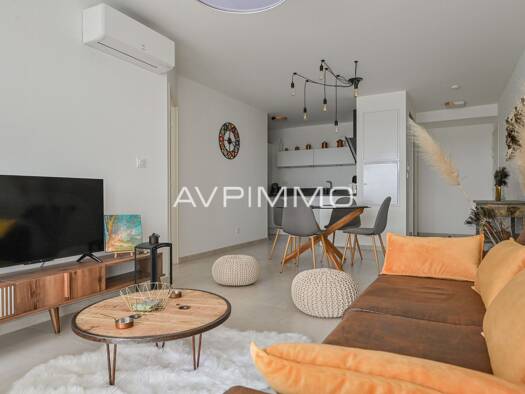 Appartement à vendre 520 000 € 2 pièces 1 chambre 56 m² Les Lecques-Banette-Bourrasque-Pradeaux Saint-Cyr-sur-Mer 83270