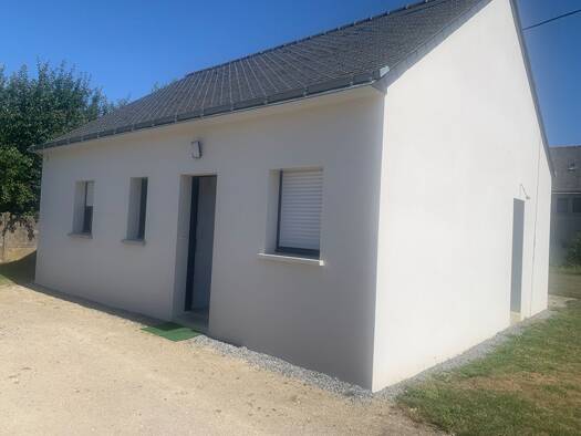 Maison de plain-pied à louer 770 € 3 pièces 2 chambres 59 m² 782 m² de terrain Malansac 56220