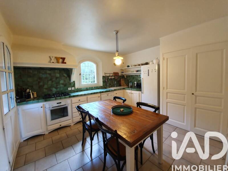 Maison à louer, 140m², CHATEAUNEUF LE ROUGE