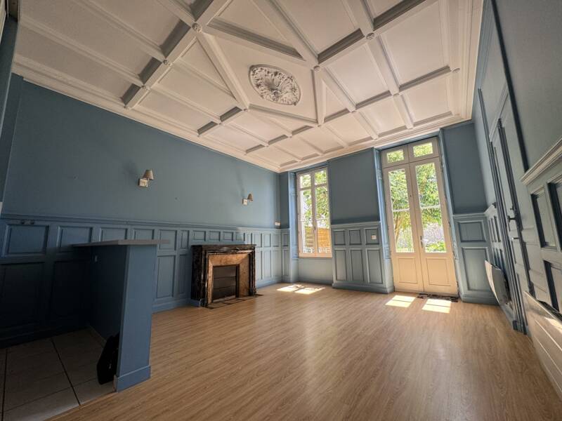 Maison à louer, 40m², SAINT JEAN D'ANGELY