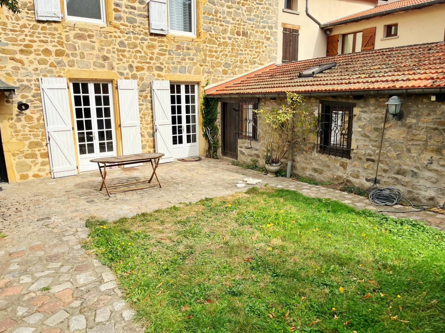 Maison à vendre, 315m², SAINT SYMPHORIEN DE LAY