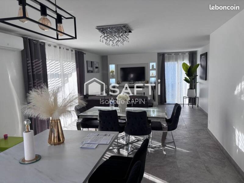 Maison à vendre, 108m², NEUVILLE DE POITOU