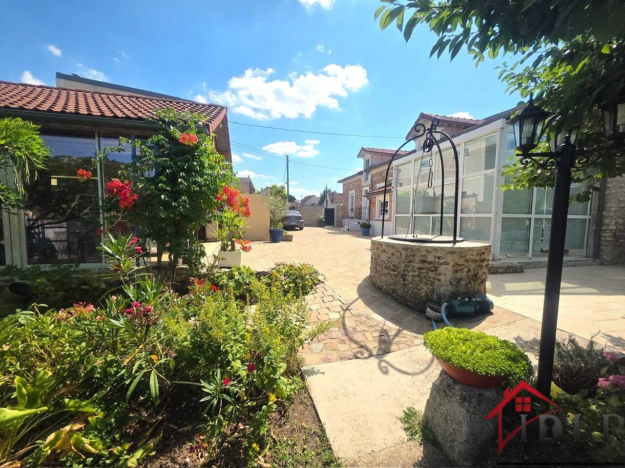 Maison à vendre, 300m², COMBS LA VILLE