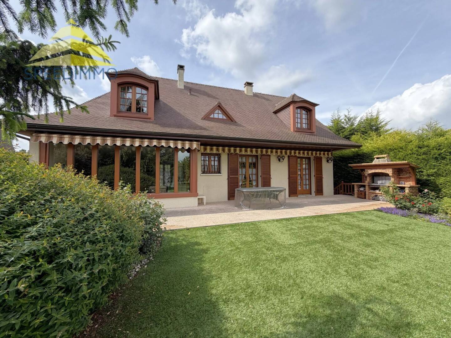 Maison à vendre, 185m², MANDRES LES ROSES