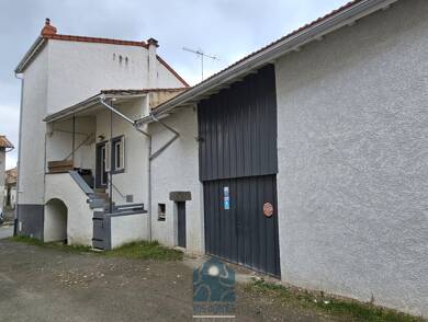 Immeuble à vendre 249 900 € 144 m² St Bonnet Pres Riom 63200