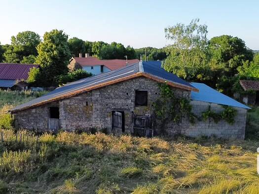 Maison de plain-pied à vendre 127 500 € 4 pièces 3 chambres 79 m² La Peyratte 79200