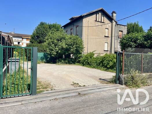 Maison à vendre 440 000 € 10 pièces 9 chambres 250 m² 1 077 m² de terrain Le Murier-La Galochère Saint-Martin-d'Hères 38400