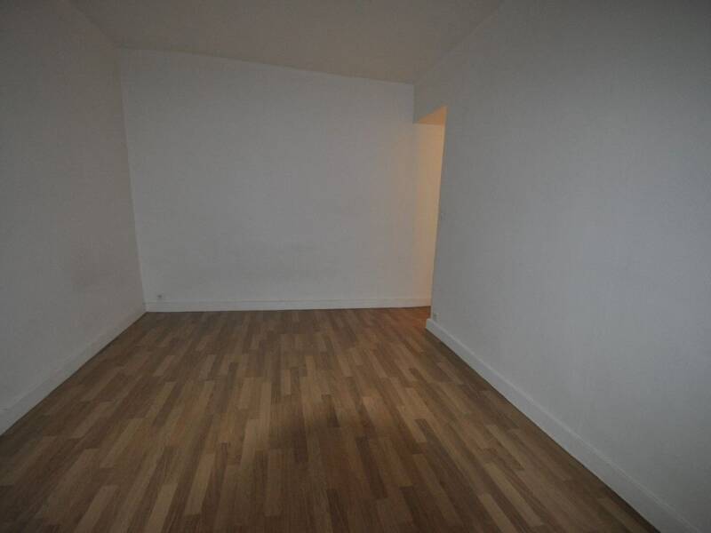 Maison à louer, 22m², PARIS 17E