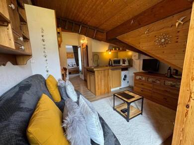 Appartement à vendre 150 000 € 2 pièces 1 chambre 23 m² 3ème étage Bernex 74500