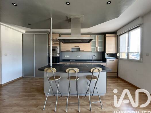 Duplex à vendre 139 000 € 4 pièces 2 chambres 83 m² Étage 1/4 Œting 57600