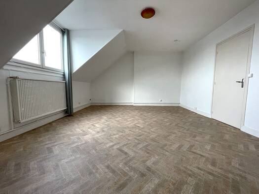 Appartement à vendre 88 000 € 3 pièces 1 chambre 62 m² Étage 3/3 Limite Persan-Bernes Persan 95340