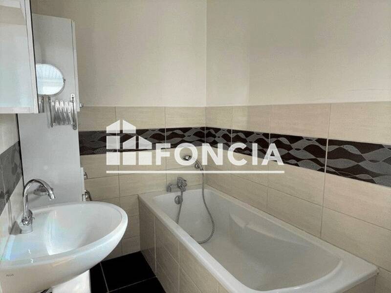 Maison à louer, 62m², ROANNE