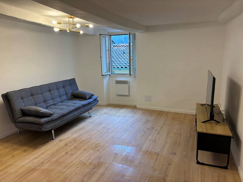 Maison à louer, 70m², CASTELLAR