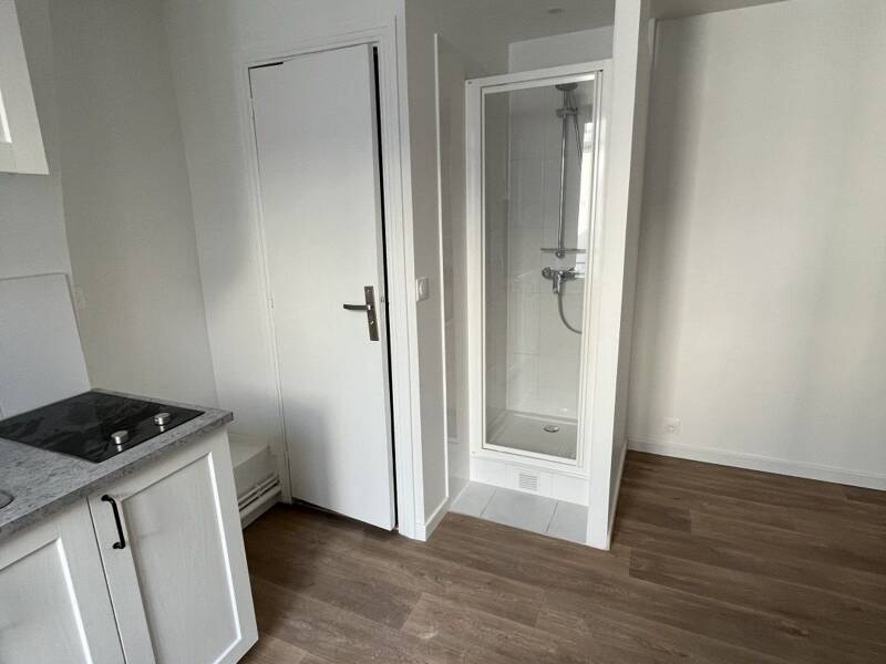 Maison à louer, 14m², PARIS 18E