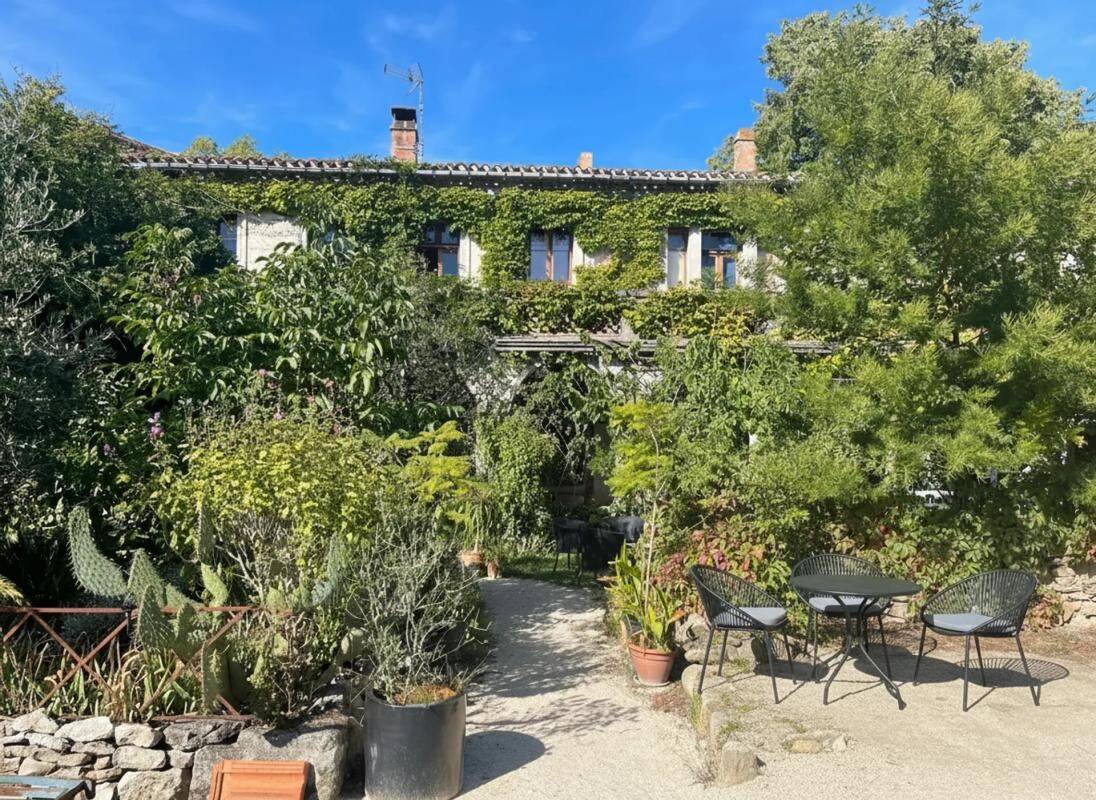 Maison à vendre, 900m², MONTOLIEU