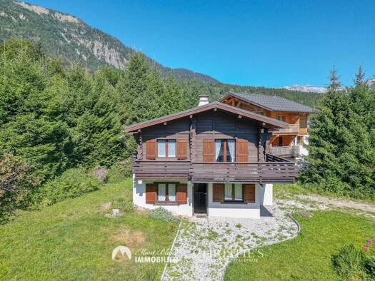 Chalet à vendre 2 000 000 € 6 pièces 3 chambres 67,78 m² 1 934 m² de terrain Les Chavants Les Houches 74310